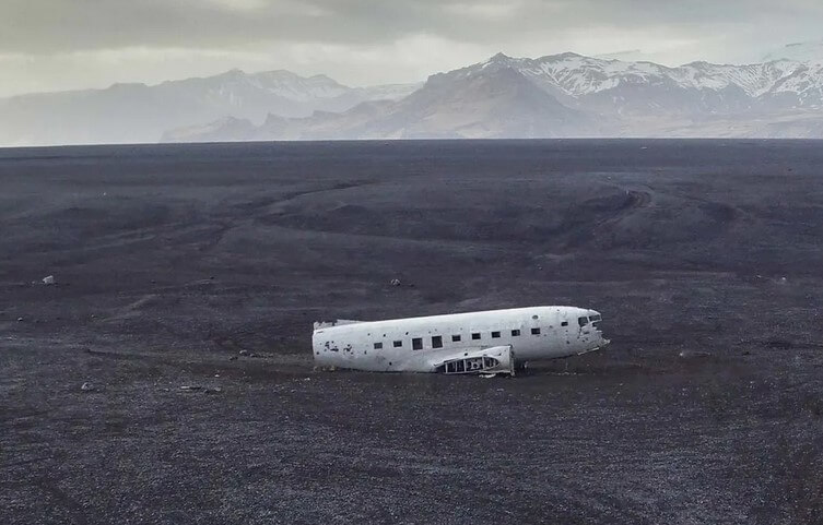 letadlo DC3 na Islandu