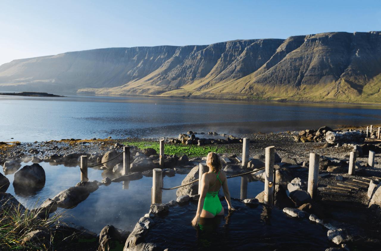 Fjordy a termální lázně Hvammsvík